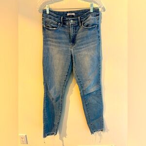 Good American Good Legs Skinny Crop, Size 28
